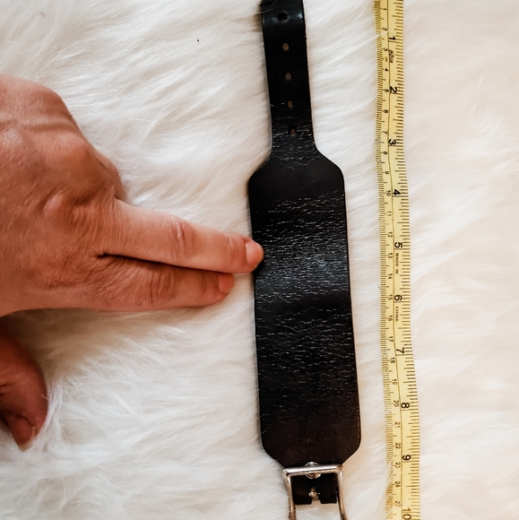 Leather Cuff Bracelet - Picture 6 of 8